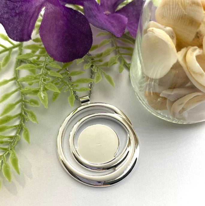 Design your own Silver Swirl Pendant