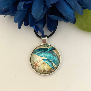 Mama and Baby Whale Pendant